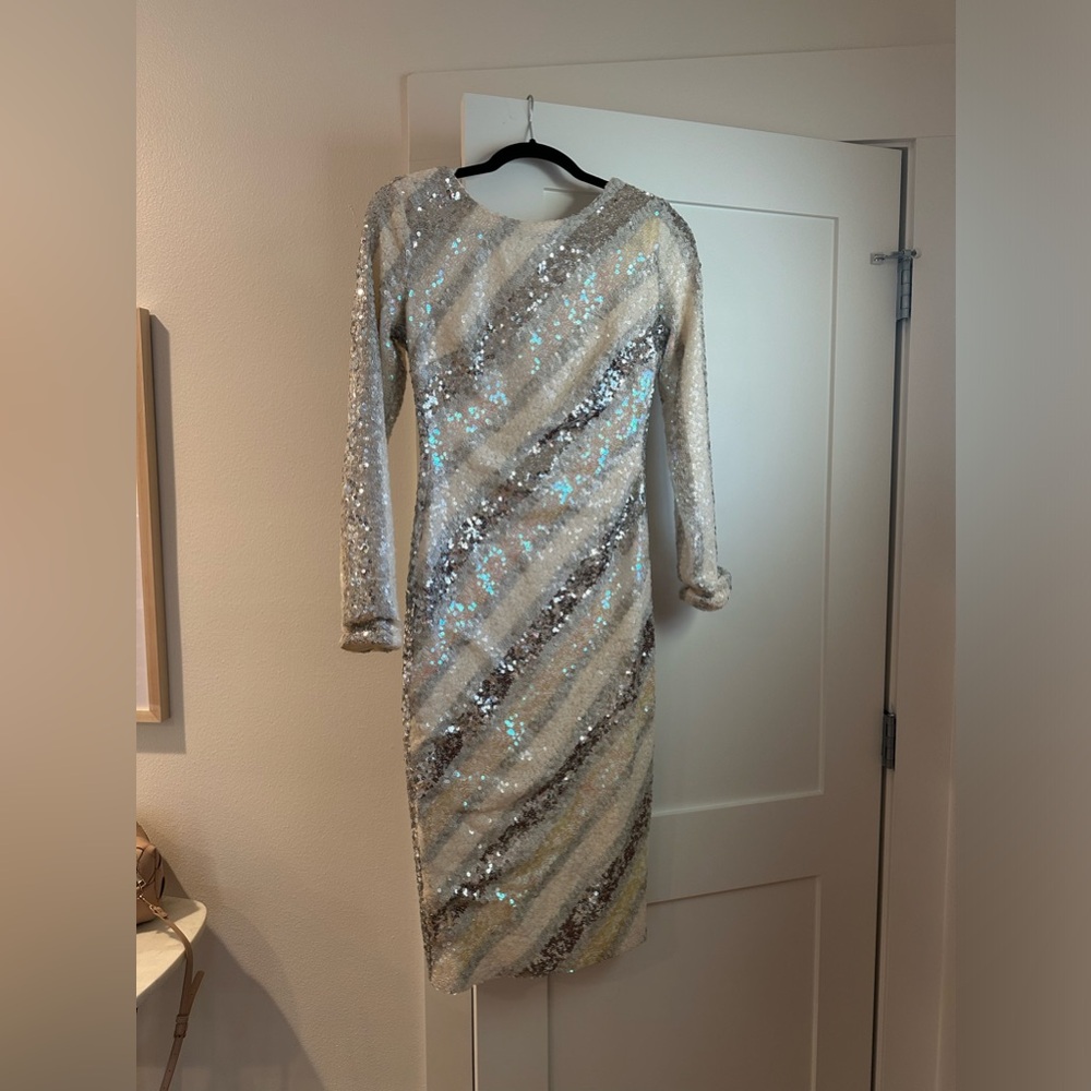 Dress the Population White/Cream/Silver Sparkly Midi Dress